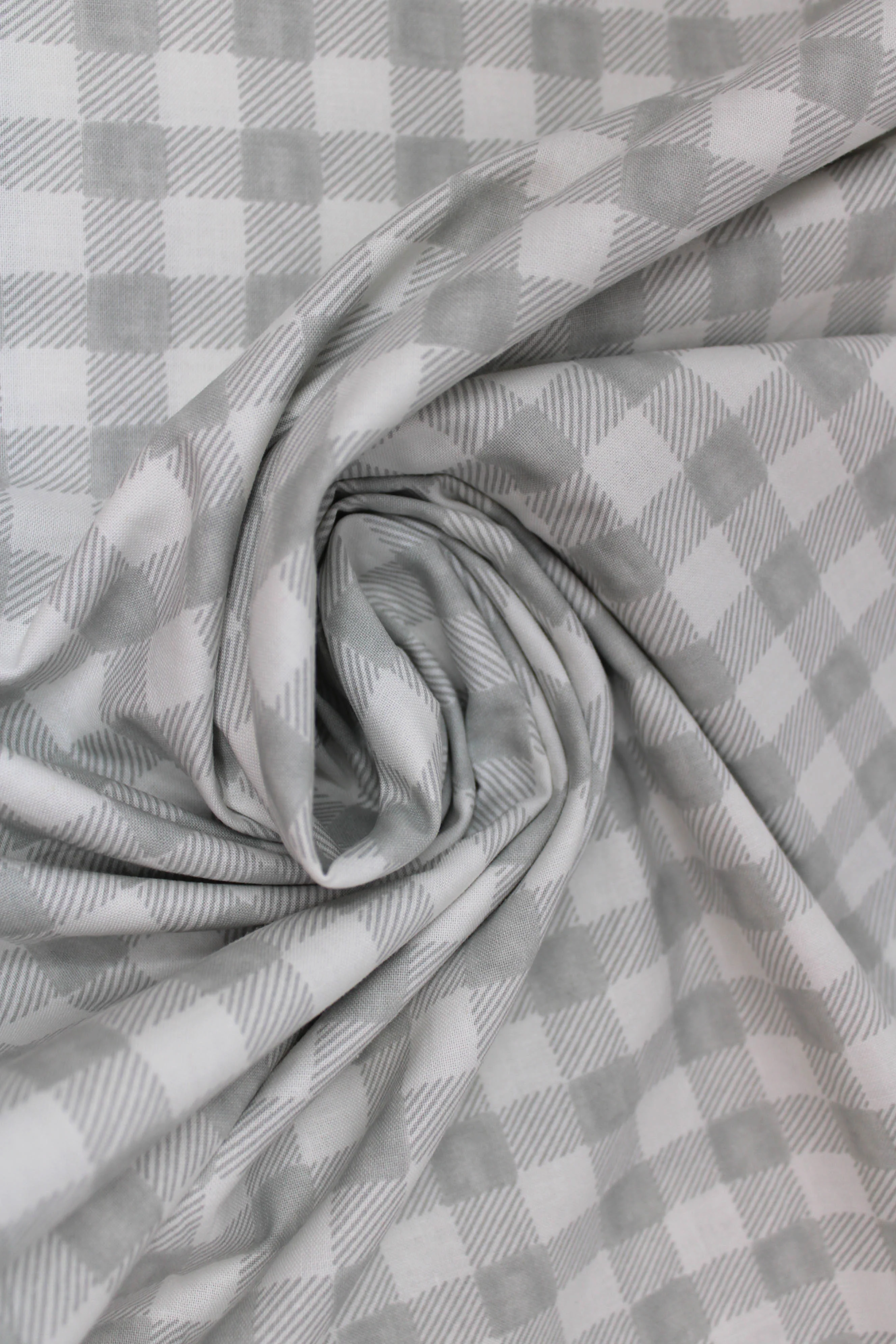 Greys and Reds - 45" - 100% Cotton - Image 13