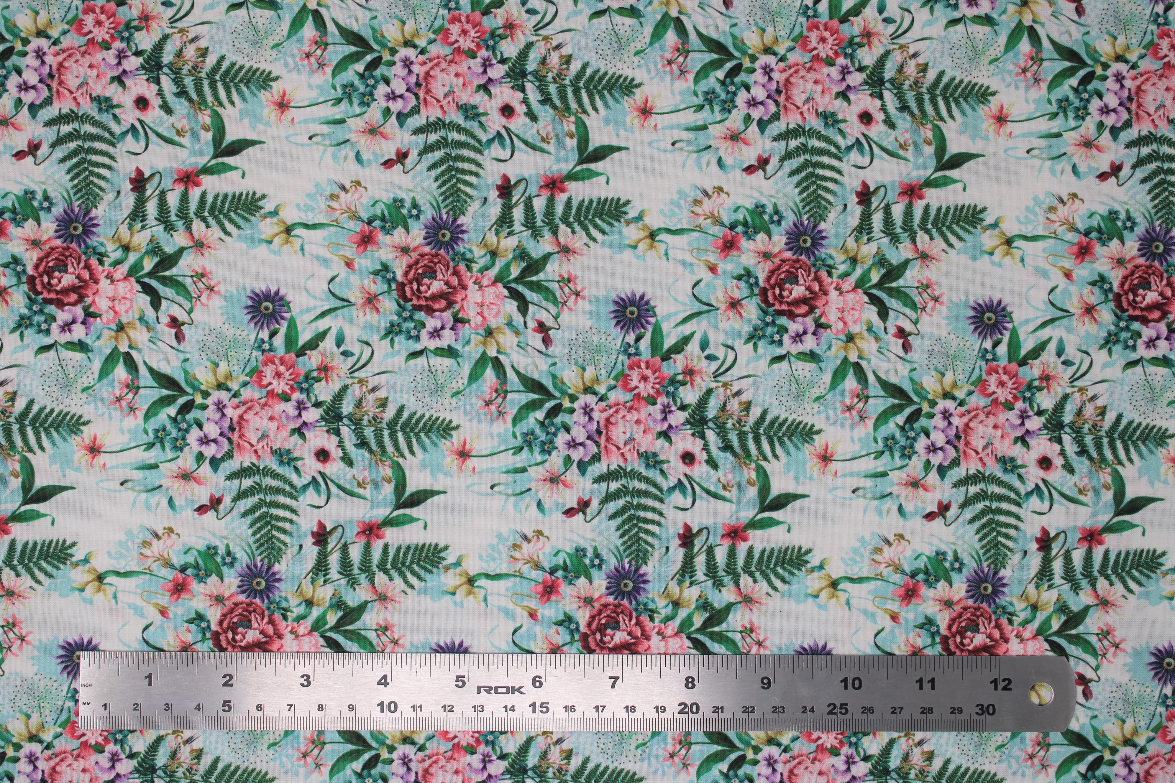 Buckingham - 45-60" - 100% Cotton - Image 2