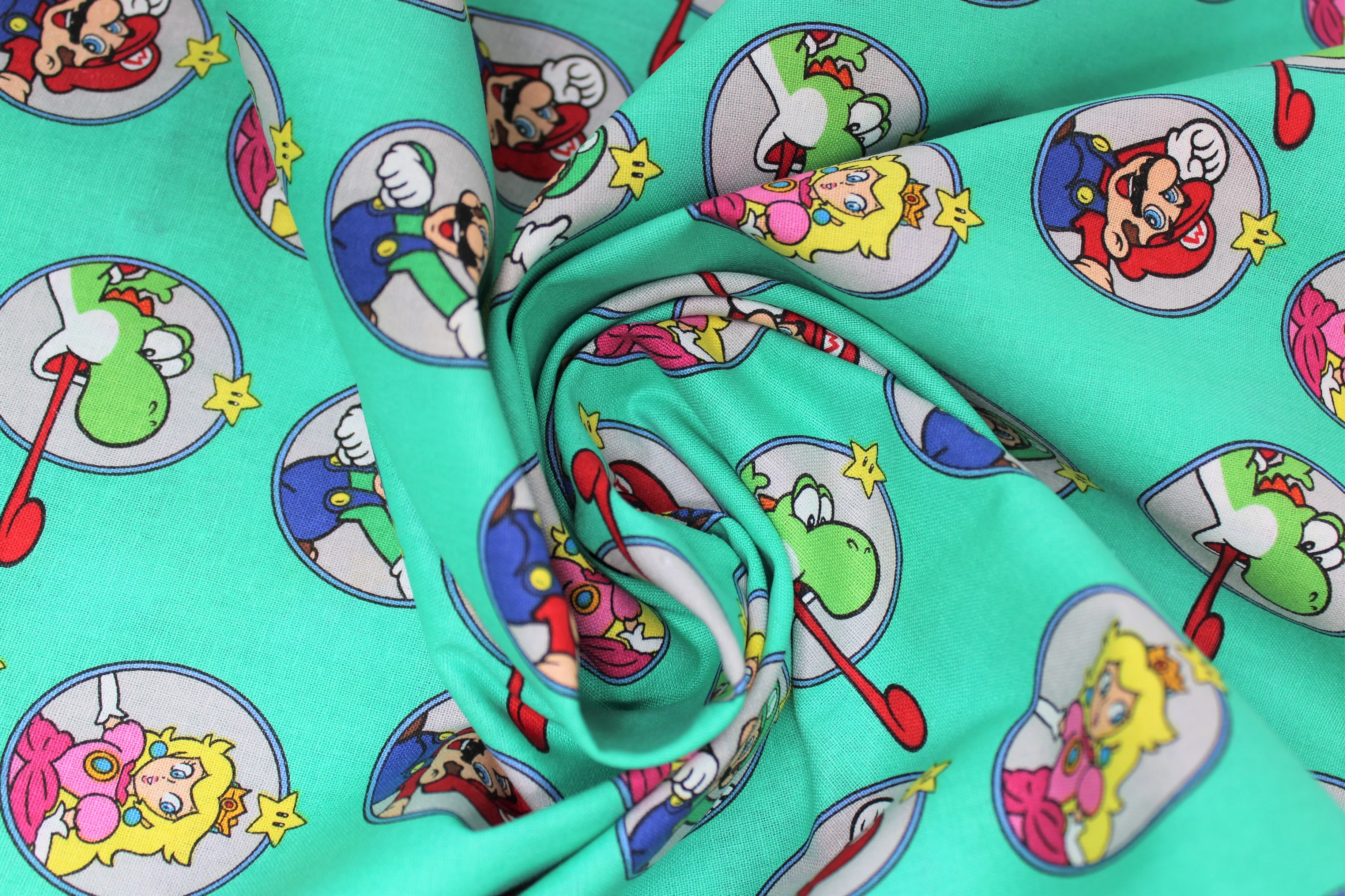 Super Mario Bros - 43" - 100% Cotton - Image 5