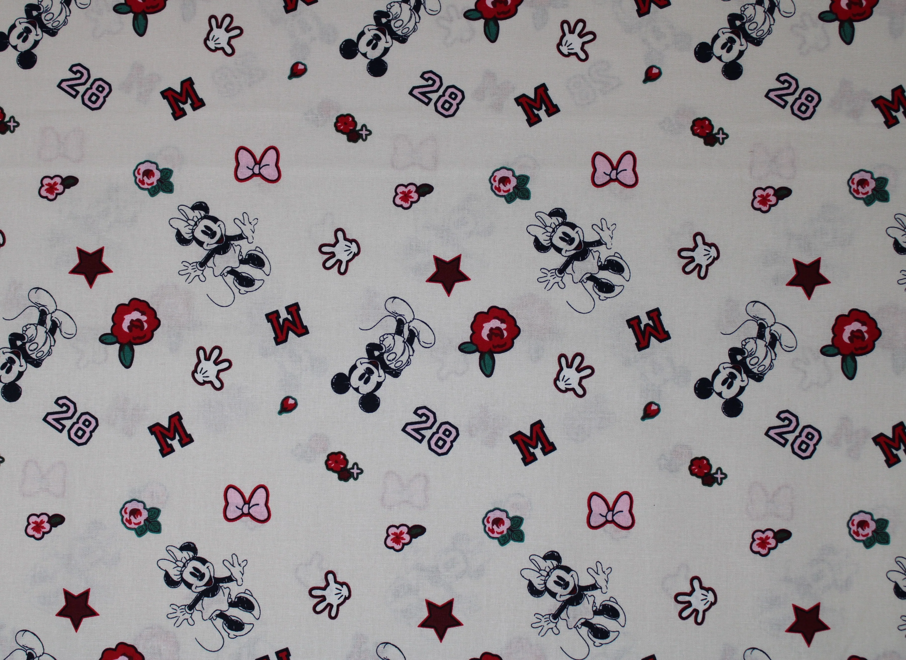 Mickey Minnie Icons - 45" - 100% cotton - Image 2