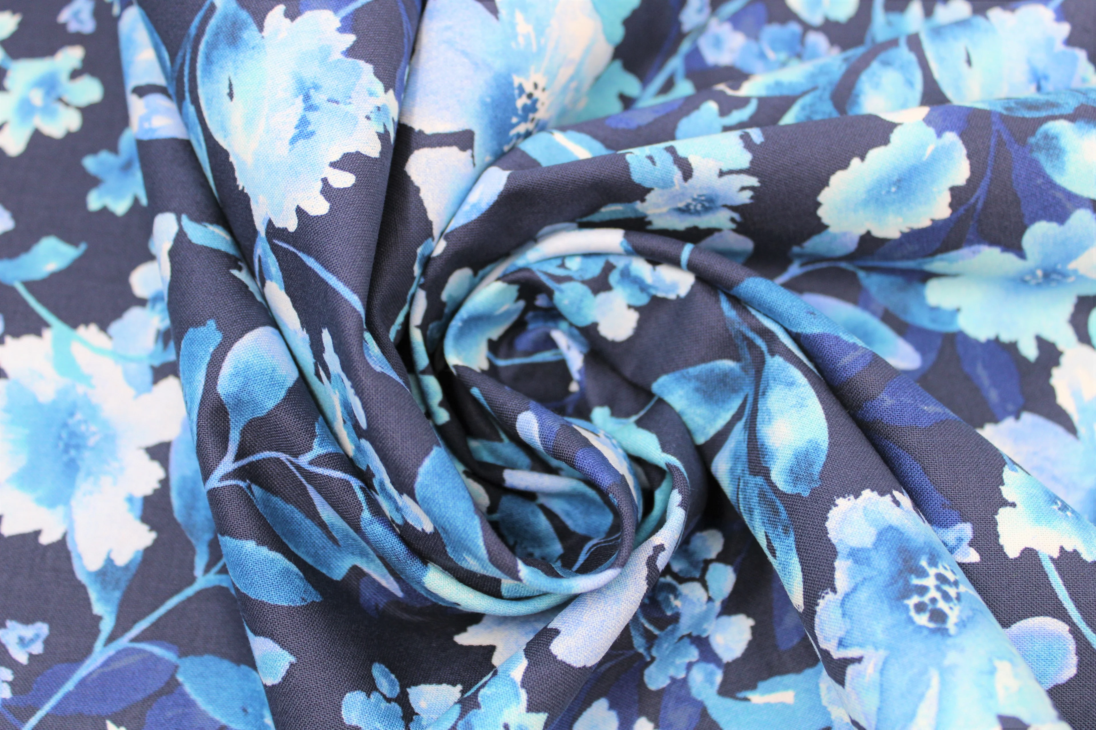 Midnight Sapphire - 43/45" - 100% Cotton - Image 3