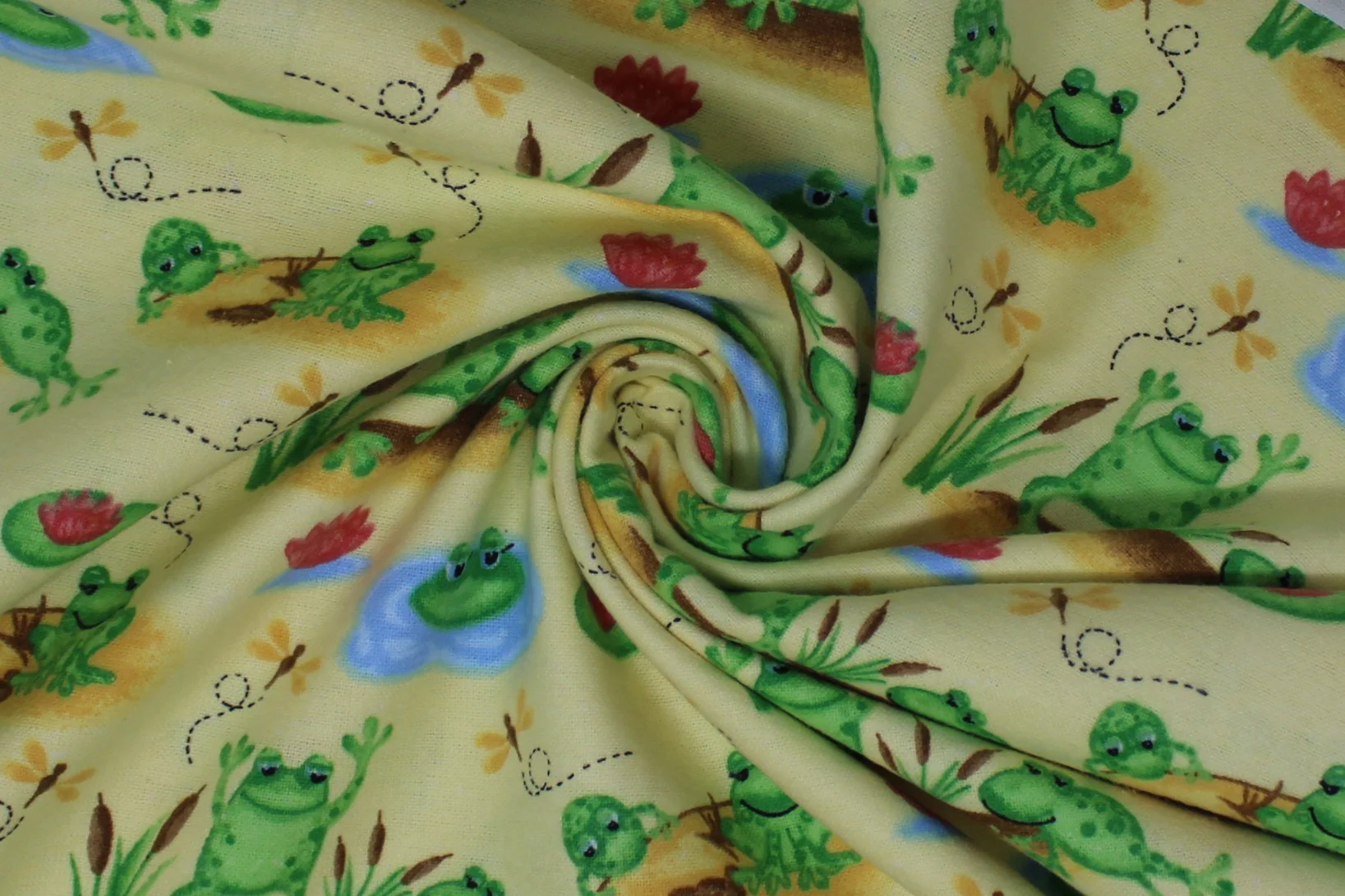 Pond Frogs - 43/44" - 100% cotton flannel - Image 3