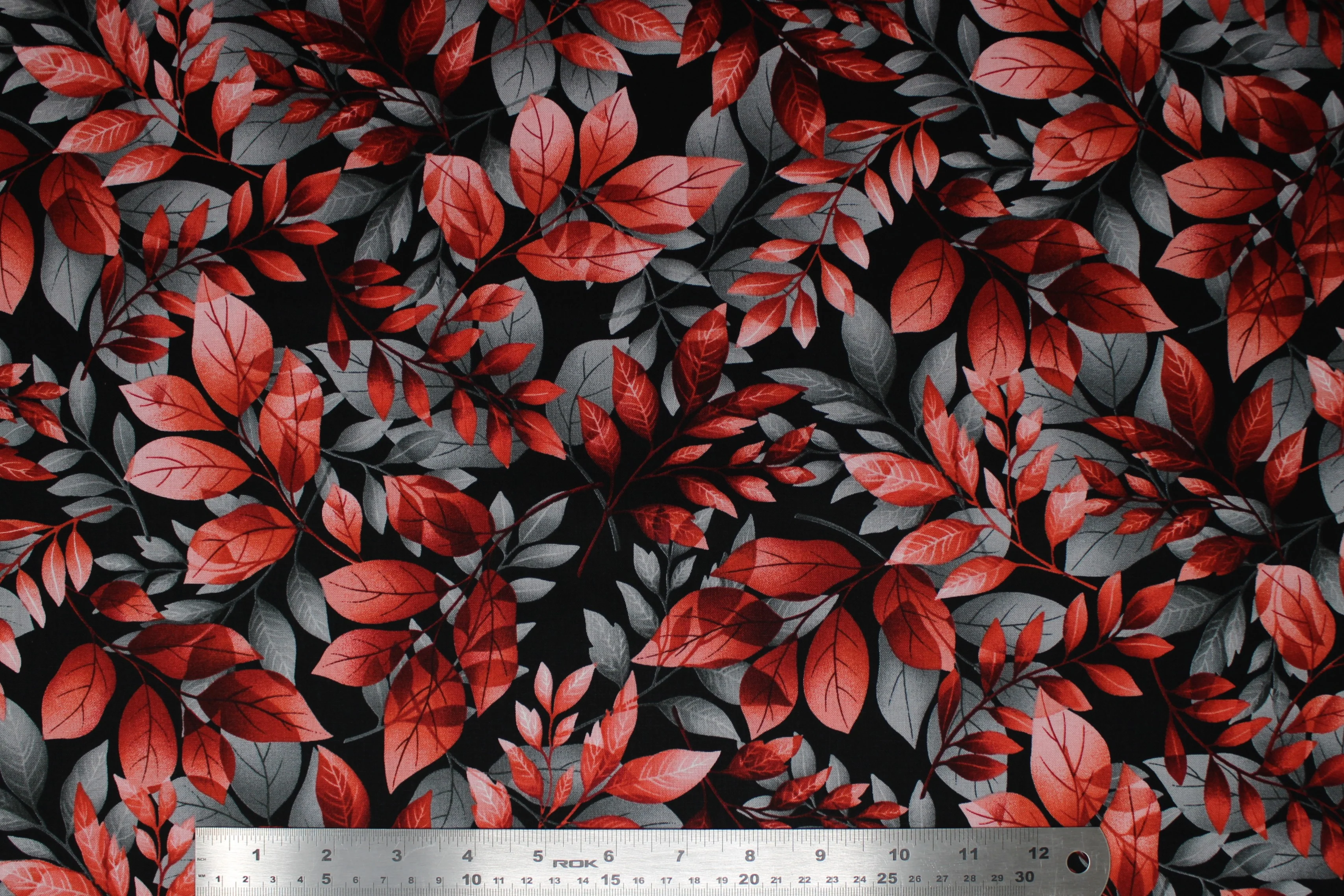 Scarlet's Treasure - 44" - 100% cotton - Image 8