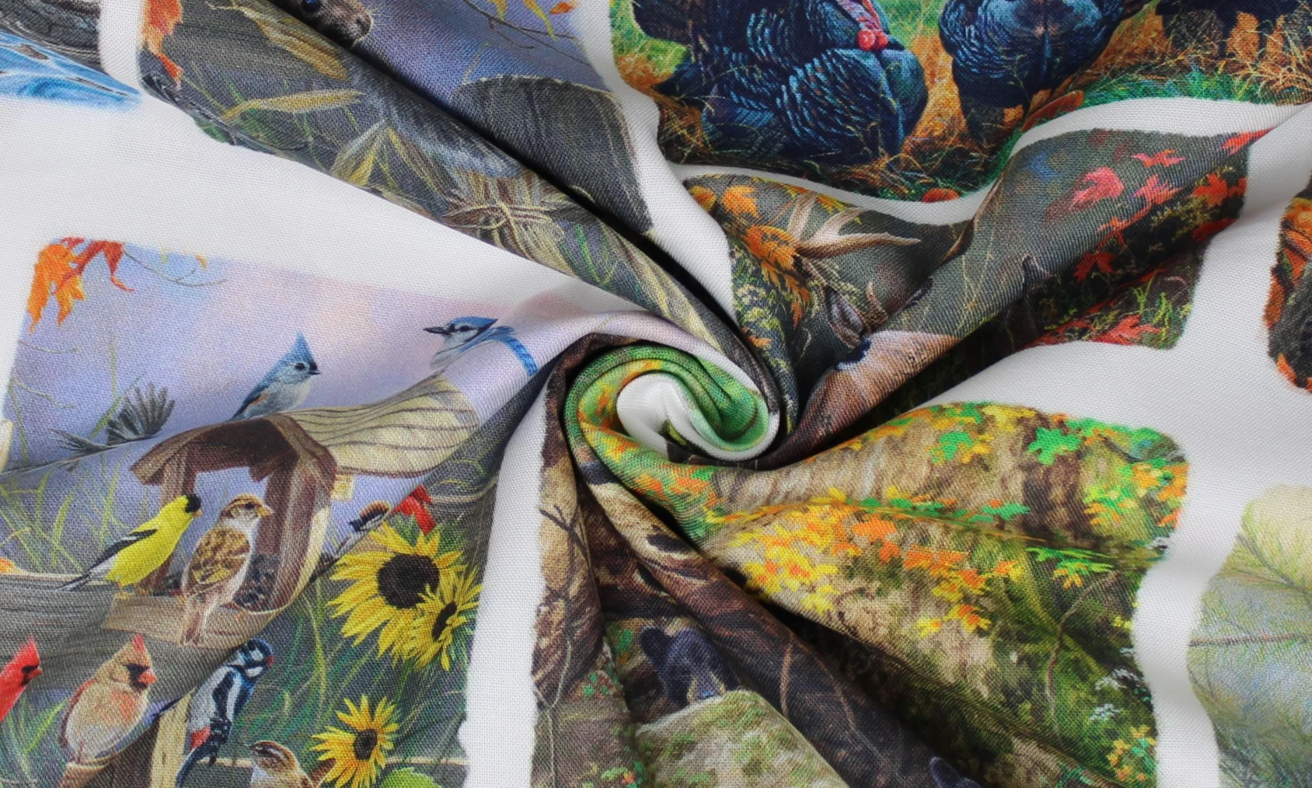 Through The Forest Light - 45'' - 100% cotton - Image 4
