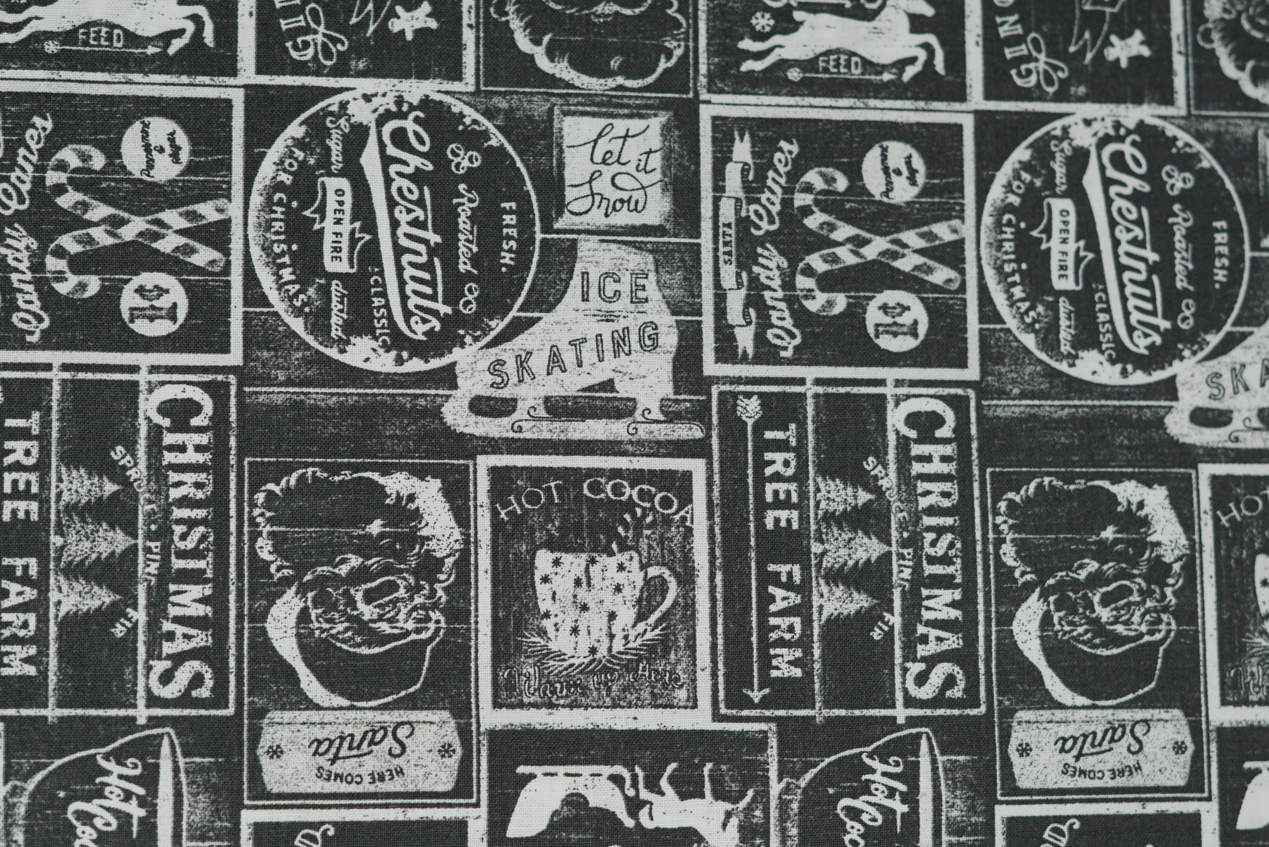 A Christmas to Remember - 44/45" - 100% Cotton - Image 6