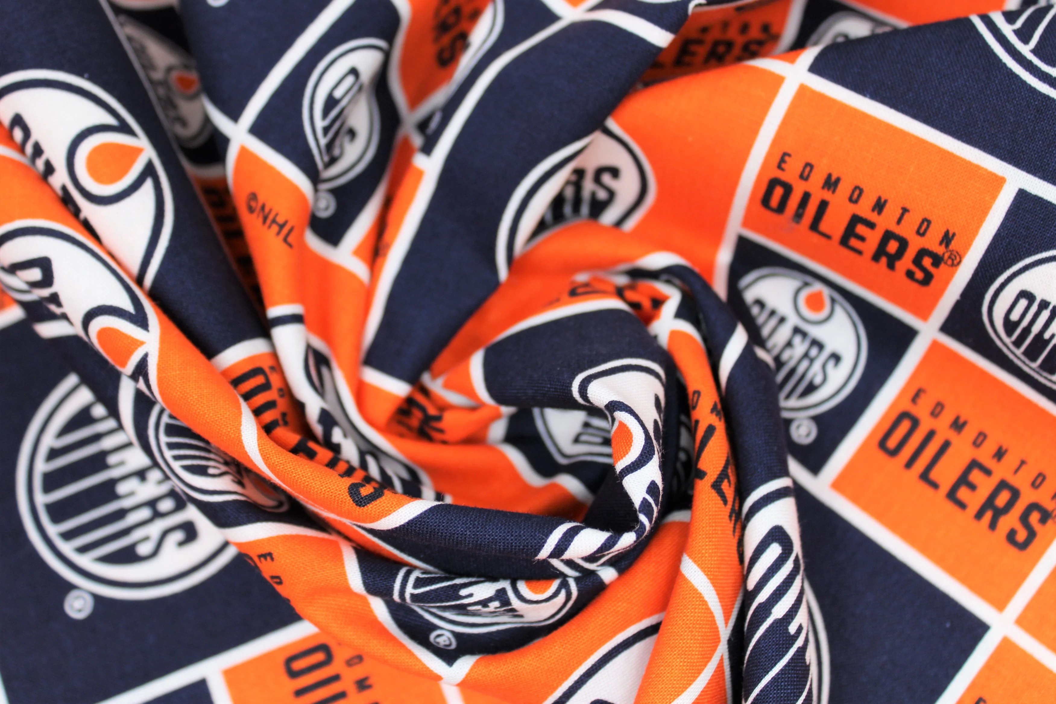 NHL Cotton Prints - 43/44" - 100% Cotton - Image 11