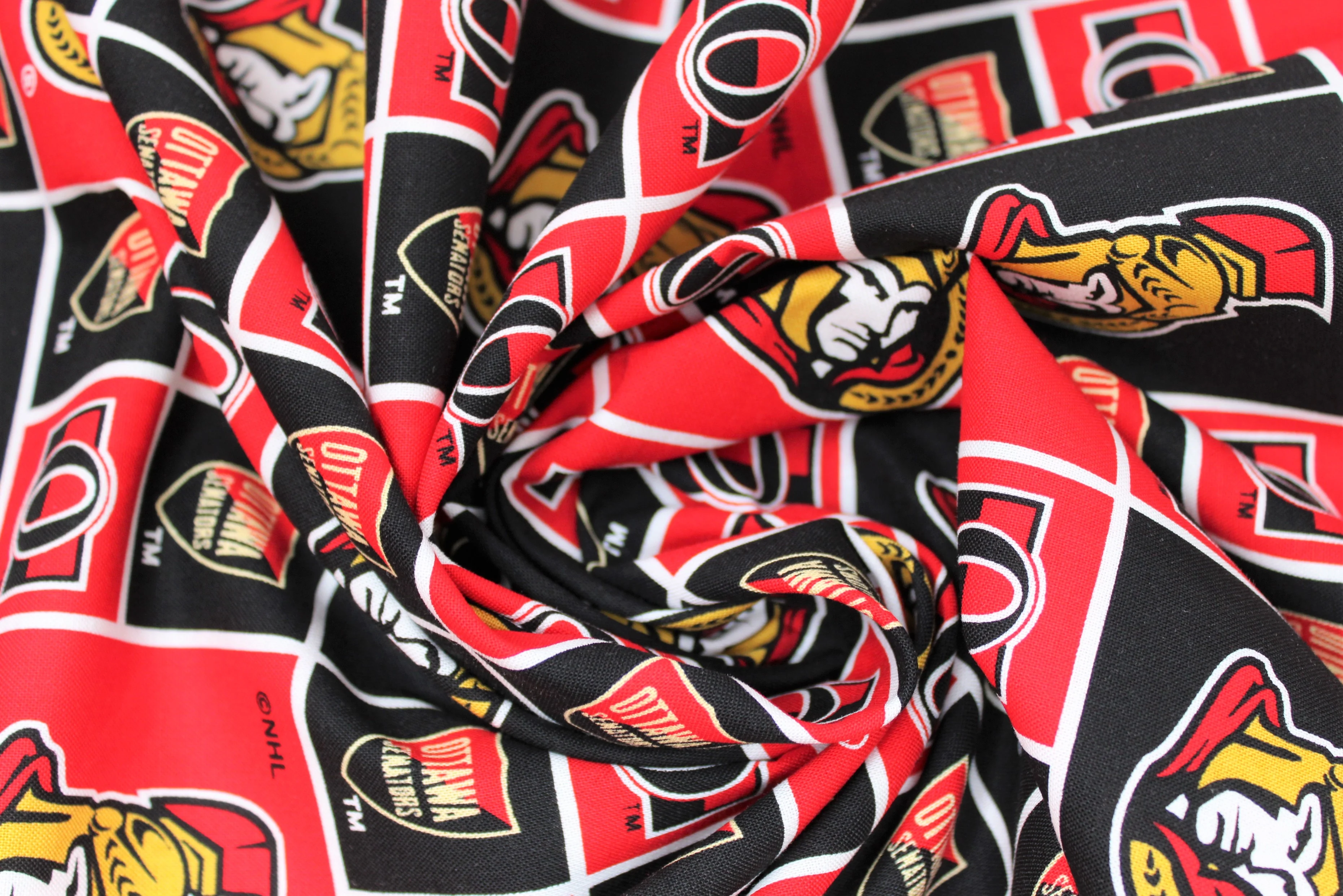 NHL Cotton Prints - 43/44" - 100% Cotton - Image 13