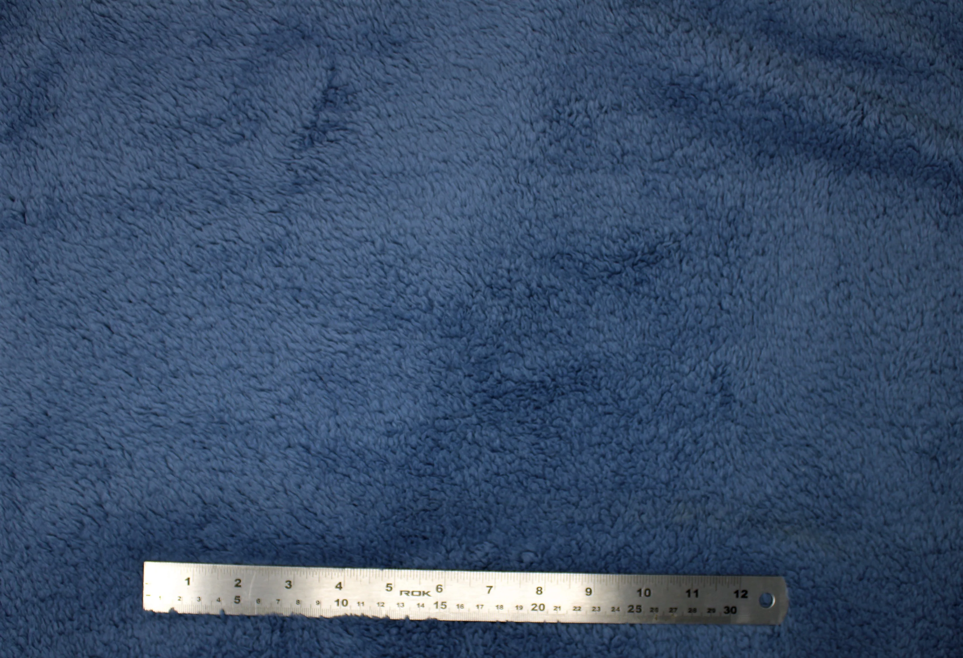 Fluffy - 63" - 100% Polyester Fleece - Image 12