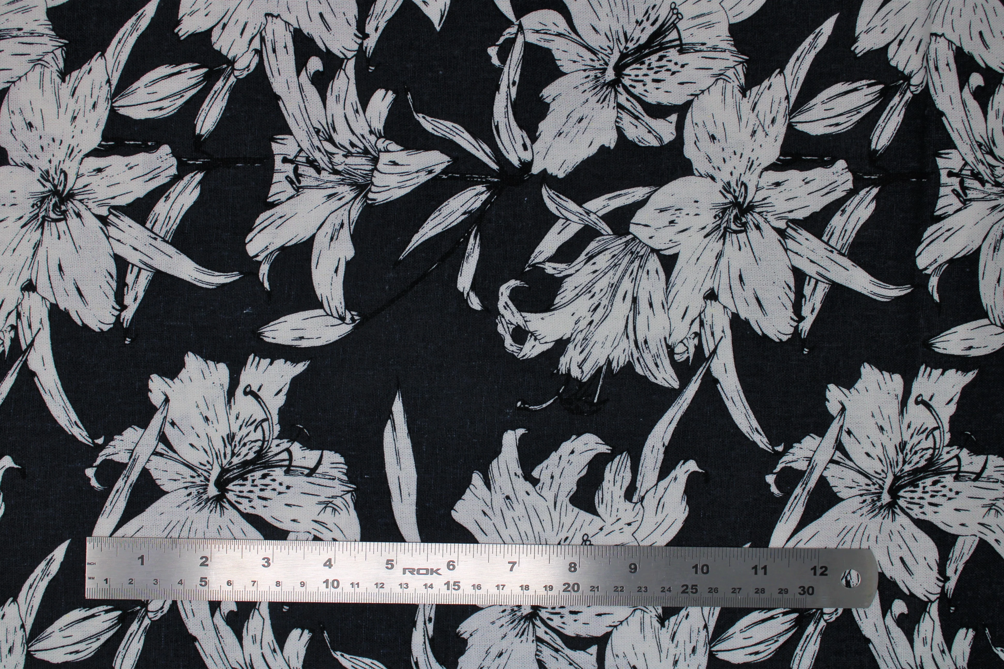 Palma Print - 54" - 70% Rayon, 30% Linen - Image 4