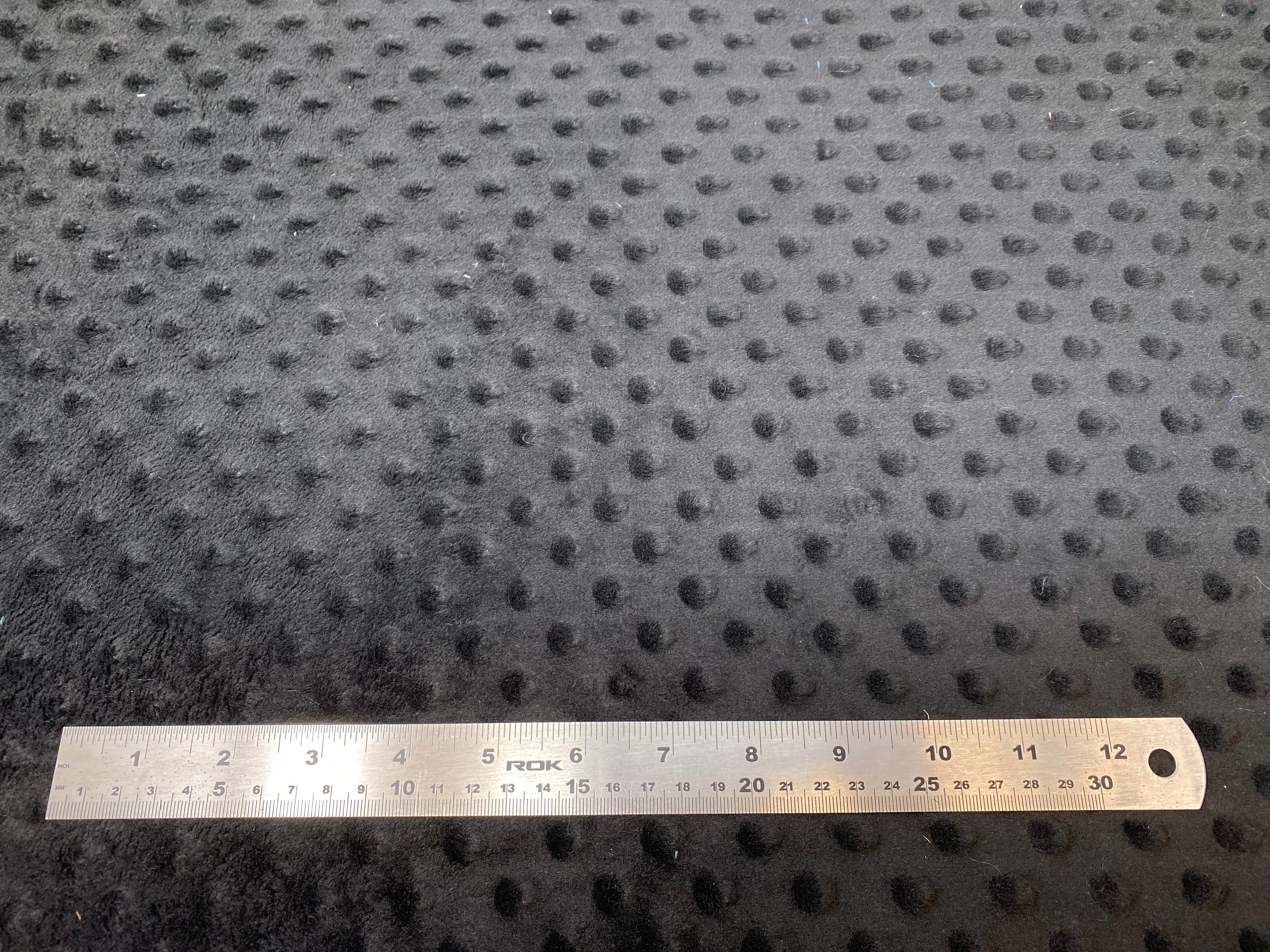 Bubbles Velours (Softee Dot) - 60" - 100% Polyester Fleece - Image 4