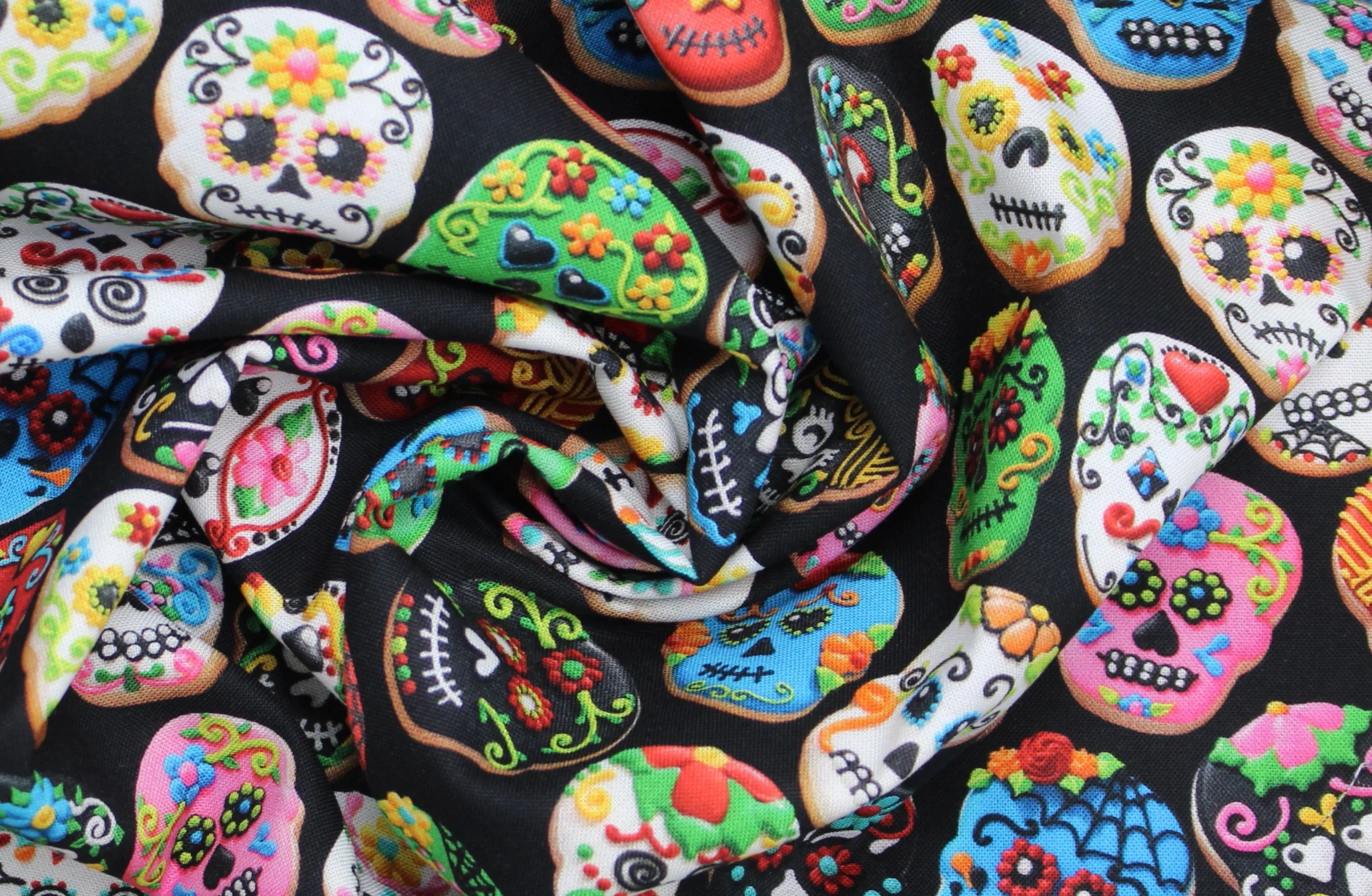 Sweet Tooth - 44/45" - 100% Cotton - Robert Kaufman - Image 11