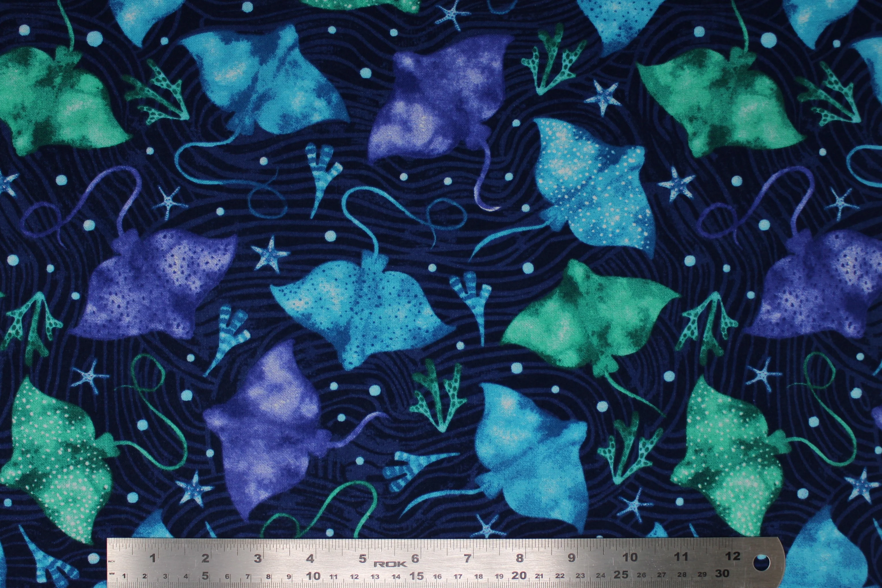 Watercolour Prints - 43" - 100% cotton flannel - Image 4