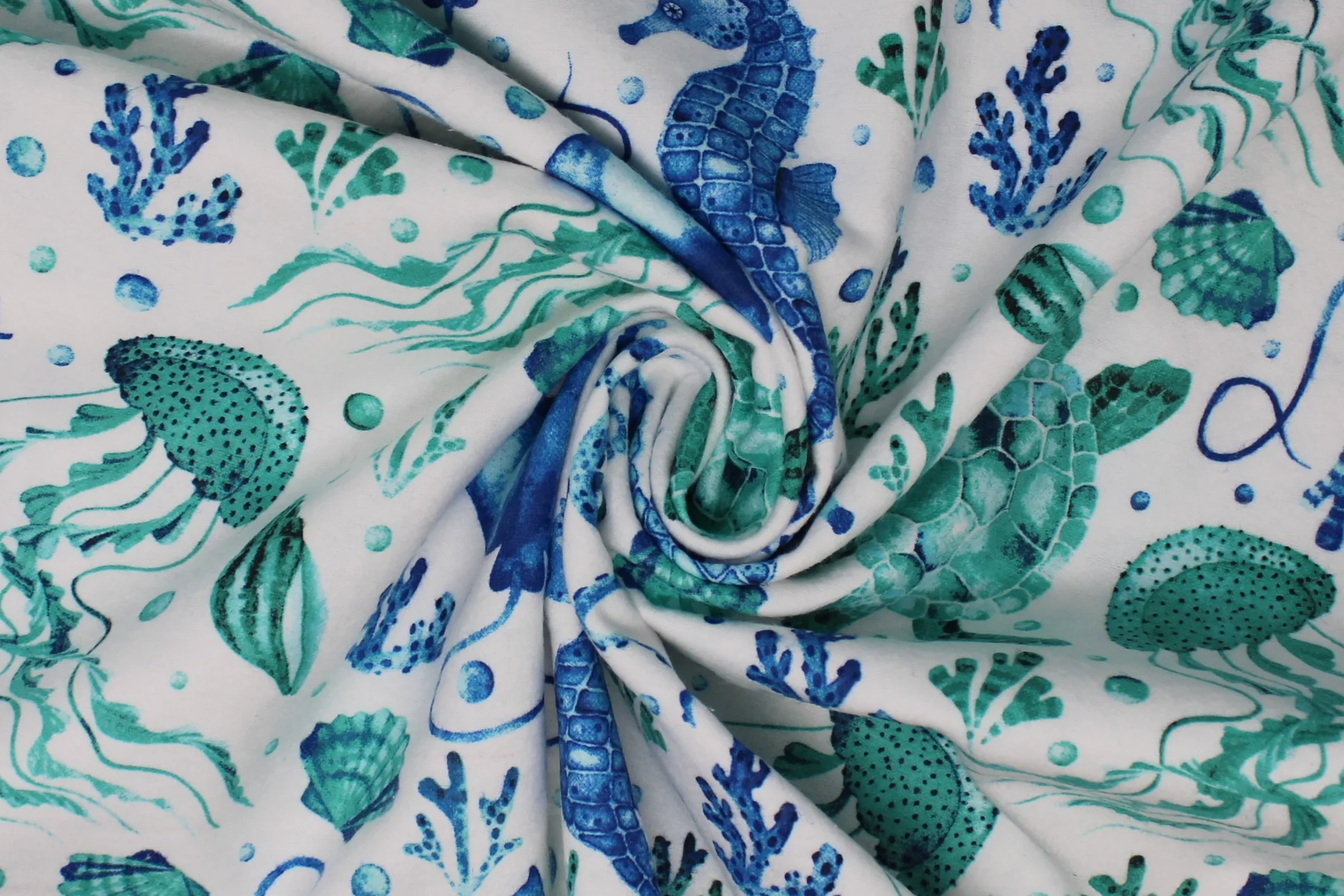 Watercolour Prints - 43" - 100% cotton flannel - Image 7