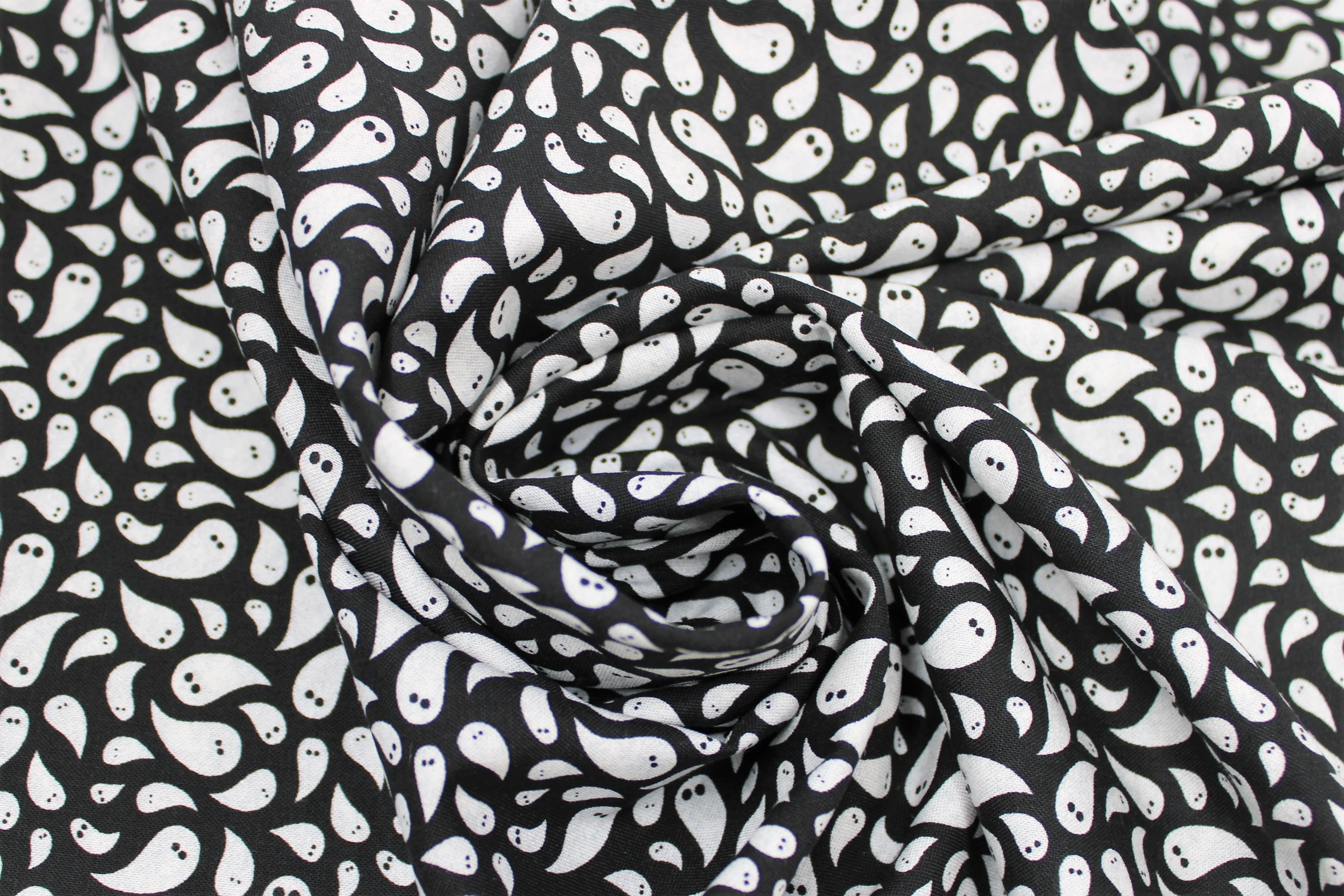Assorted Spooky - 45" - 100% Cotton - Image 3