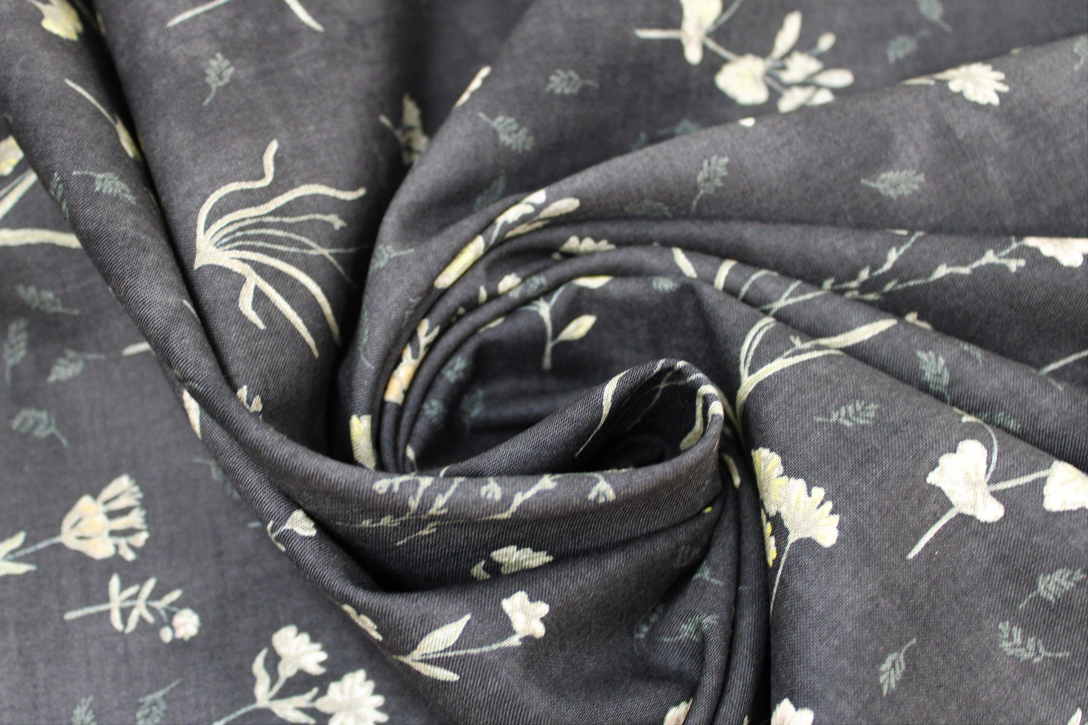 Botanicals - 45" - 100% Cotton - Image 13