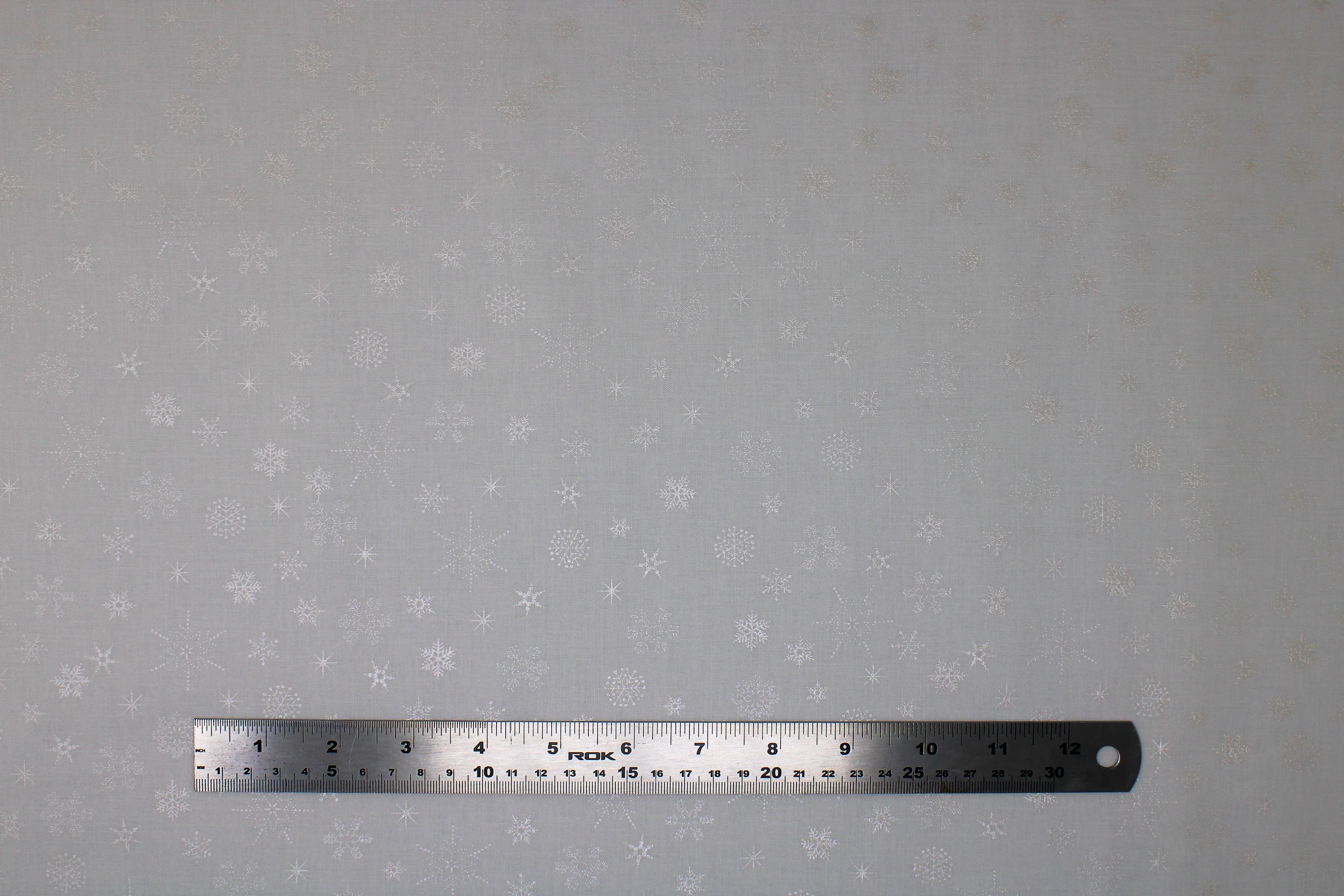 Christmas is Near - 44/45" - 100% Cotton - Image 9