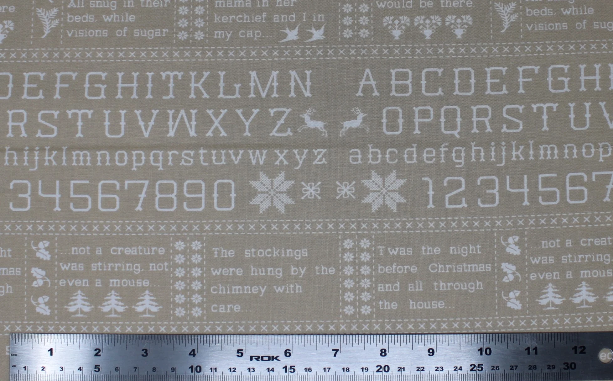 Christmas Stitched - 44/45'' - 100% cotton - Image 3