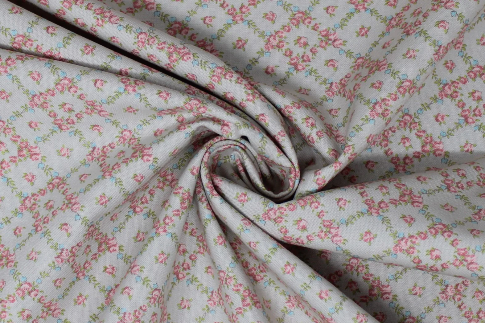 Cottage Linen Closet - 45" - 100% cotton - Image 4
