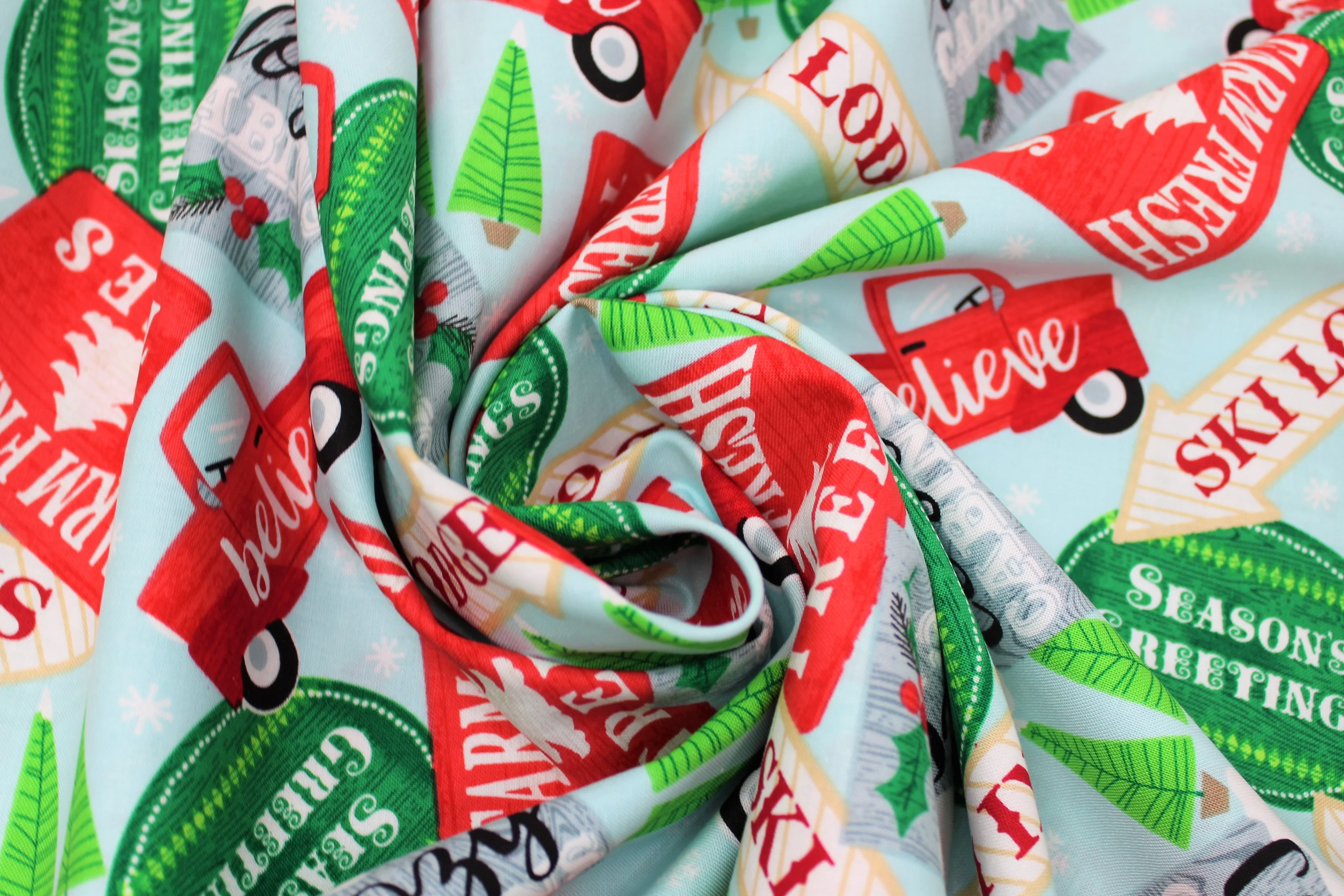Keeping Cozy - 45" - 100% Cotton - Image 15