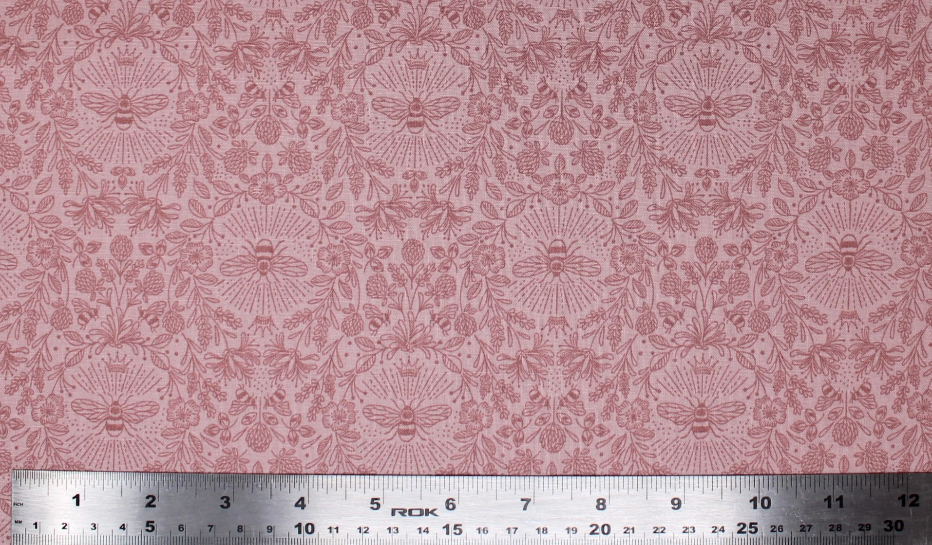Queen Bee - 45" - 100% cotton - Image 3