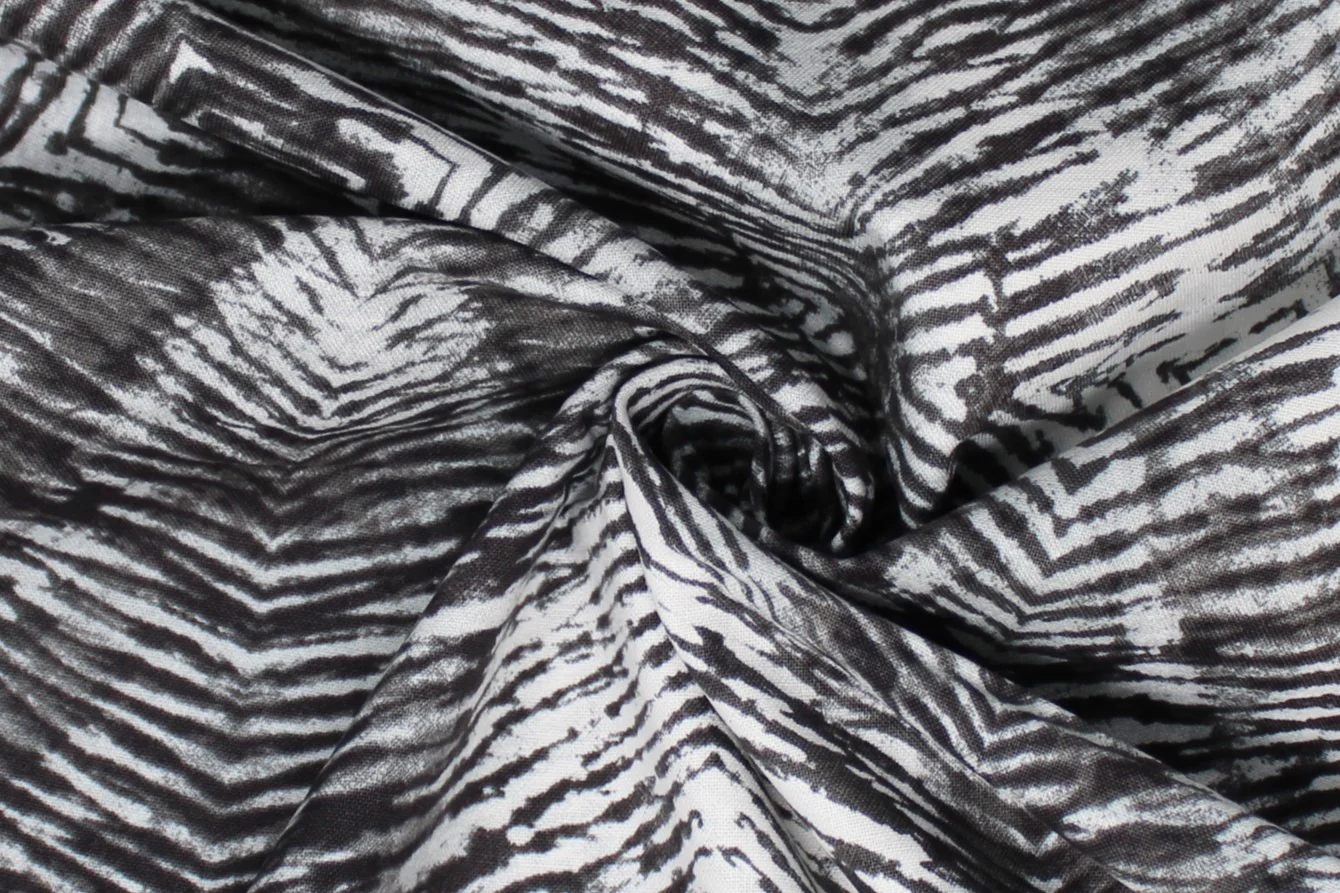 Shibori - 45" - 100% cotton - Image 7
