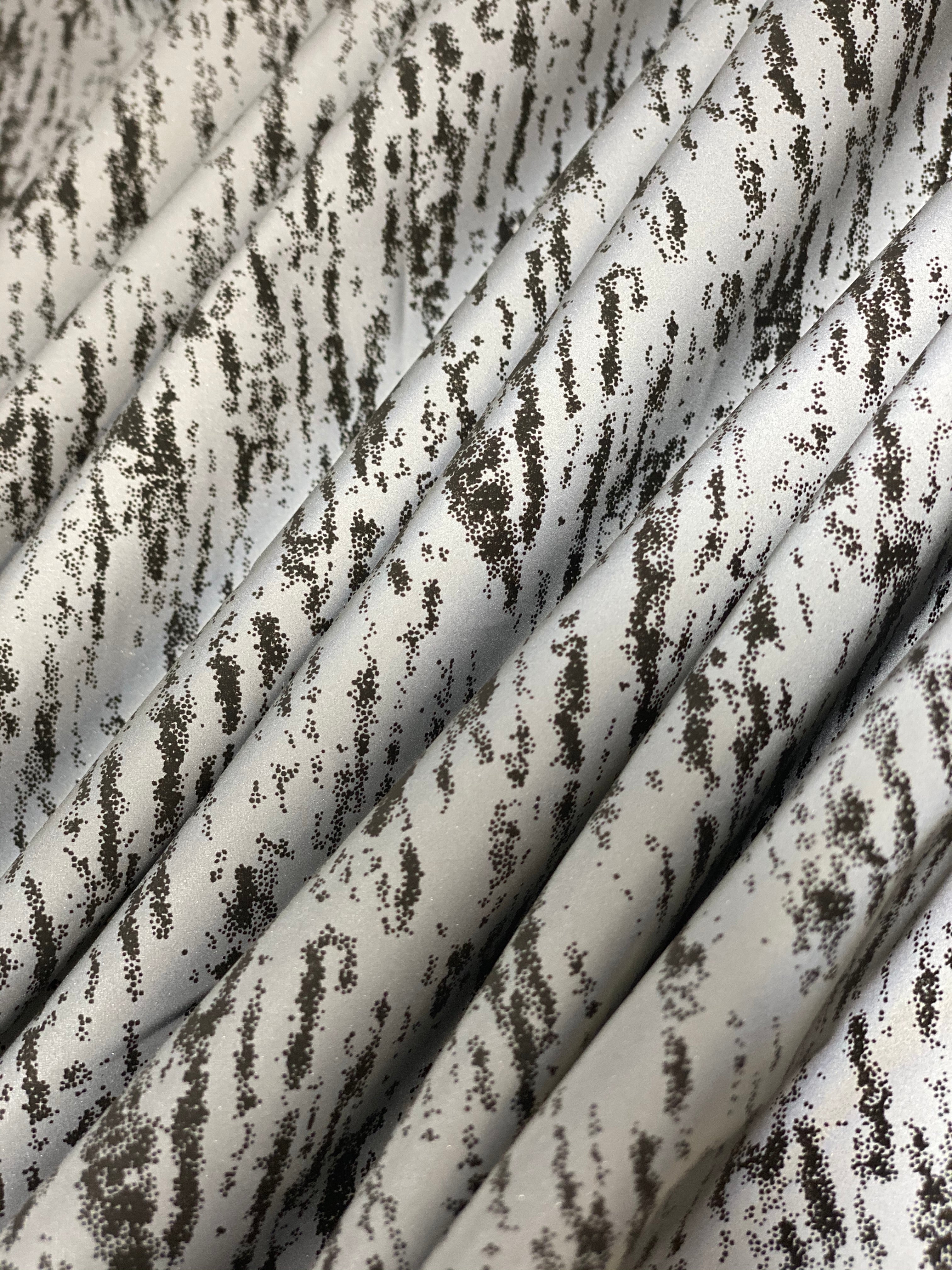 Reflective Fabric - 55" - 100% Plastic - Image 7