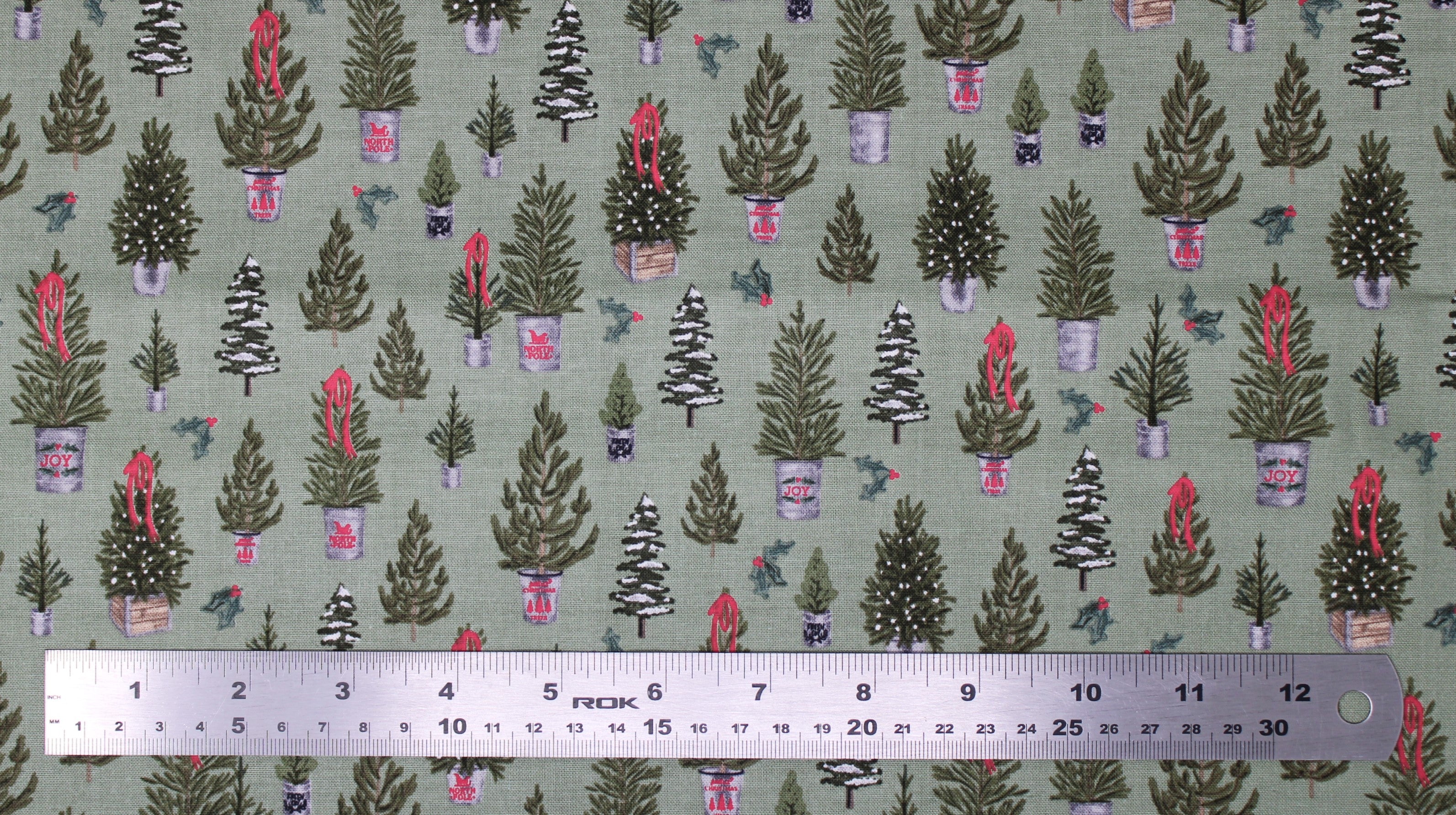Winter Prints - 45" - 100% Cotton - Image 15