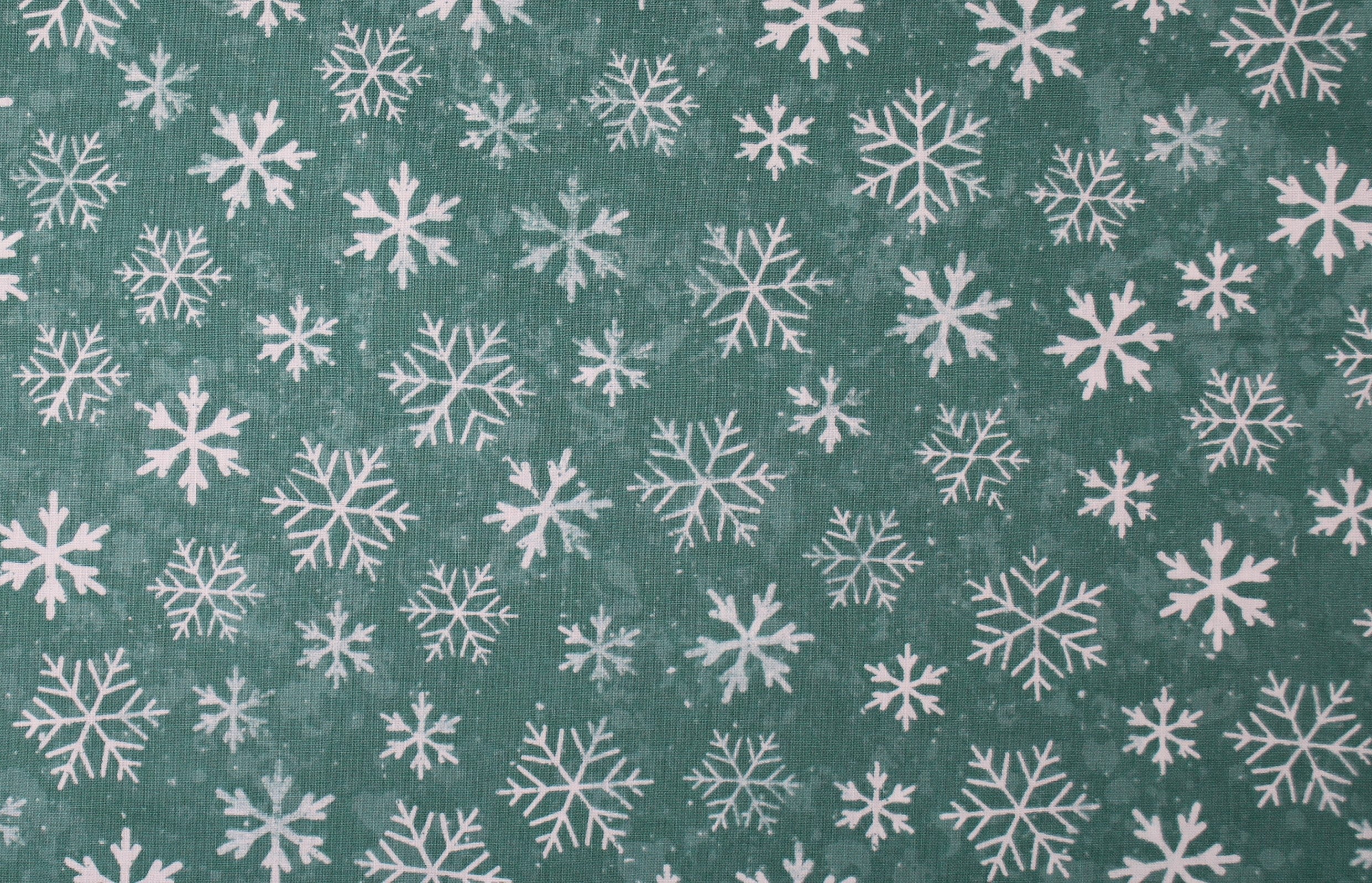 Winter Prints - 45" - 100% Cotton - Image 20